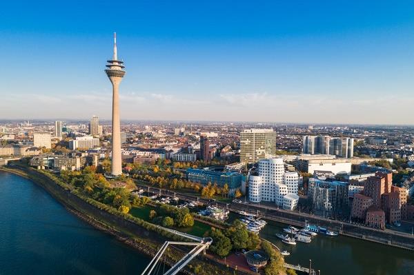 Düsseldorf Uçak Bileti